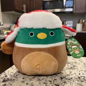 8” Christmas Avery Squishmallow